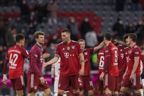 华体会登陆-利物浦险胜皇马，莱万乌龙送礼意甲