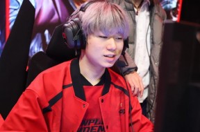 华体会hth-RNG力克KT，Keria操刀奇招英雄翻盘四强赛2:0（上海）的简单介绍