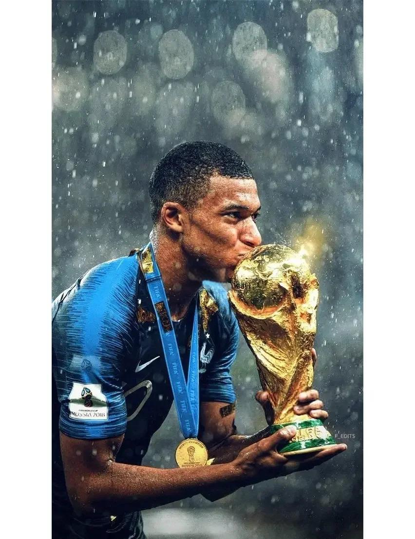 华体会登录-巴黎圣日耳曼险胜波尔图，姆巴佩乌龙送礼亚洲杯的简单介绍  第1张