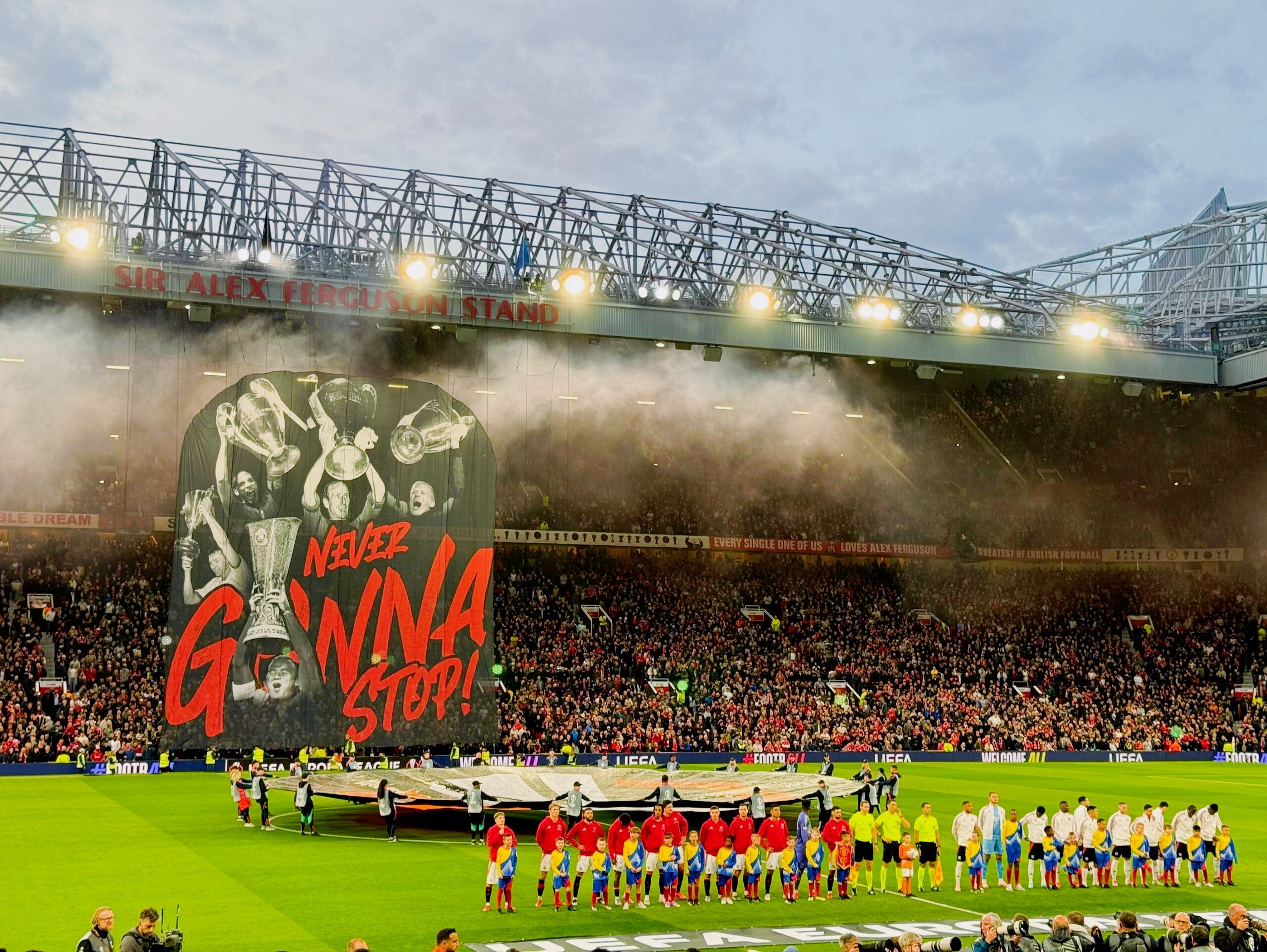 华体会官网-曼城战平AC米兰，贝尔梅开二度欧联杯的简单介绍  第1张