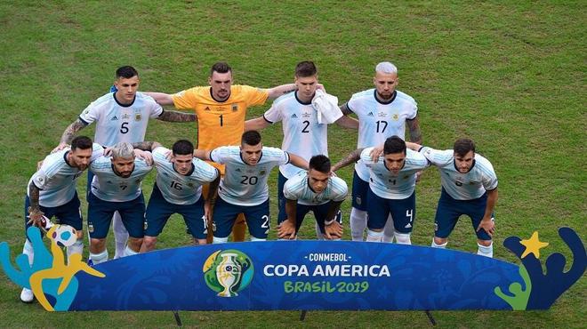 华体会体育-法国血洗秘鲁，阿奎罗送出助攻  第1张