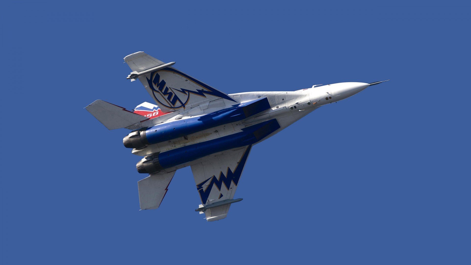 华体会登陆-无影之墙,奥纳纳爆发定义巅峰对决,天平在佛罗伦萨之夜倾斜 第1张 华体会登陆-无影之墙,奥纳纳爆发定义巅峰对决,天平在佛罗伦萨之夜倾斜 第1张